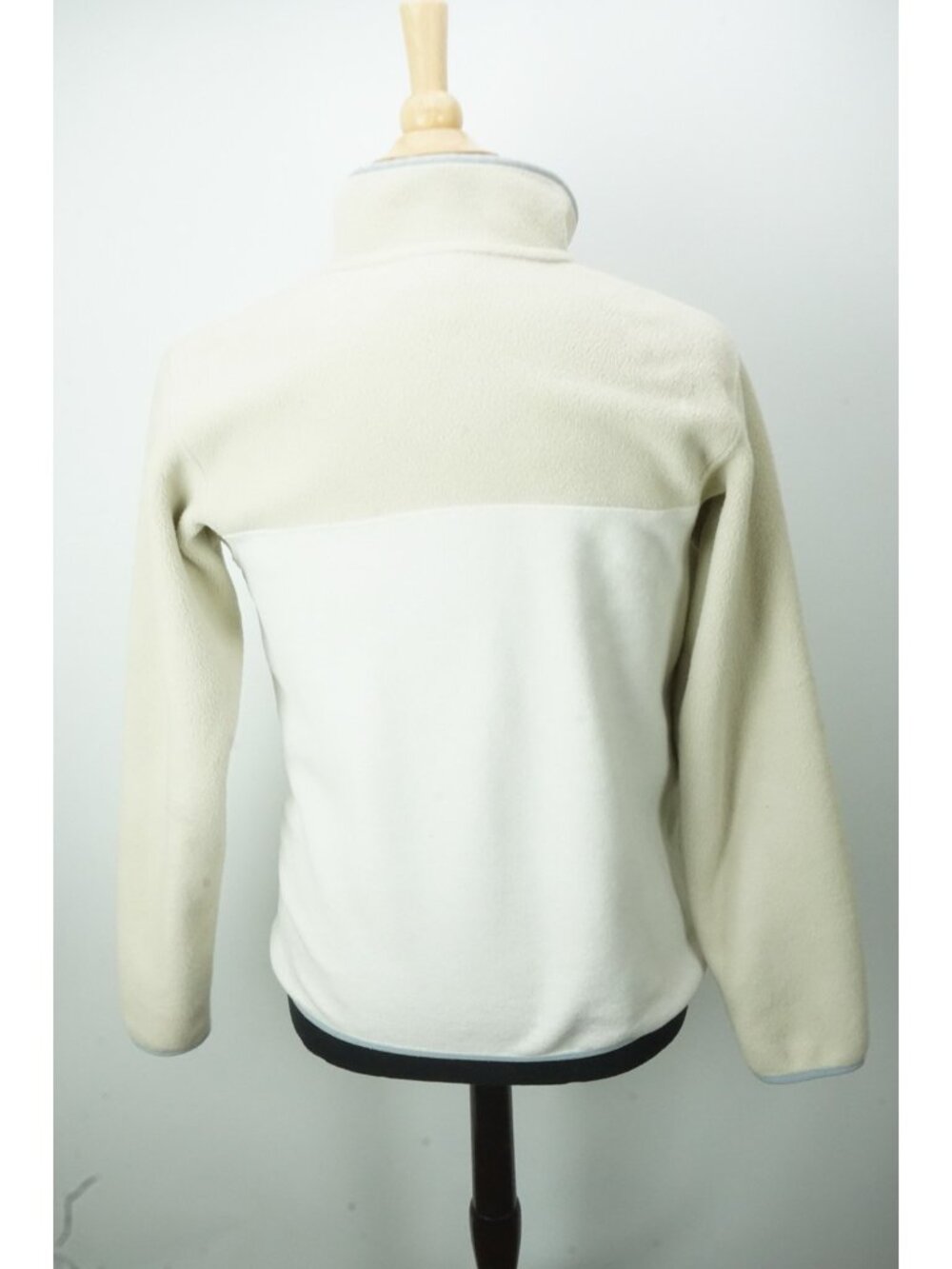 Patagonia Women's Lightweight Synchilla Snap-T Pullover Bleached Stone Sz M - Picture 4 of 8